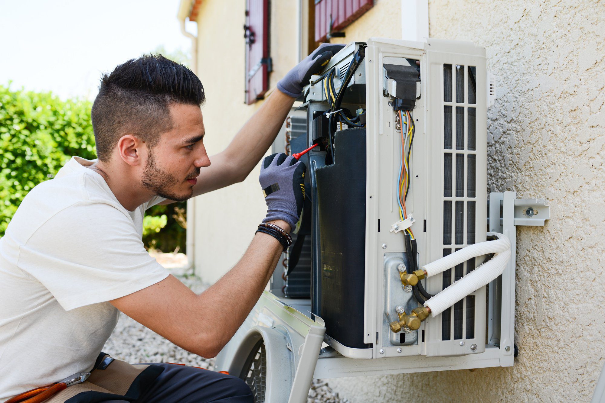 Signs You Need Emergency Air Conditioning and Heating Repair in Porter, TX
